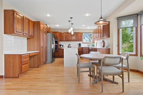 Dining room, Interior, Kitchen, Pendant Lights, Recessed Lighting, Wood Texture Flooring