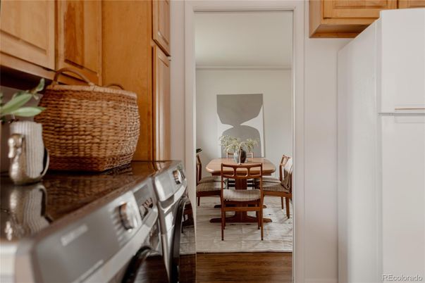 Dining room, Interior, Washer, Wood Texture Flooring