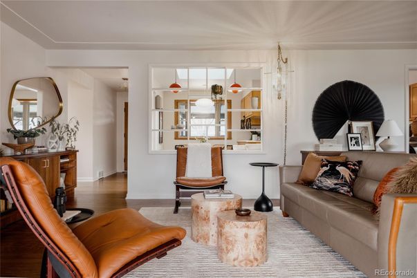 Interior, Living room, Pendant Lights, Wood Texture Flooring