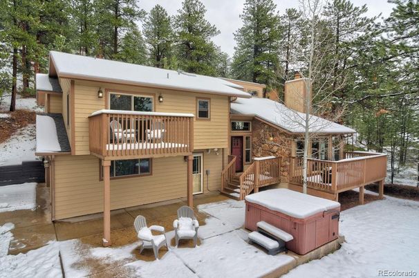 Exterior, Hot Tub