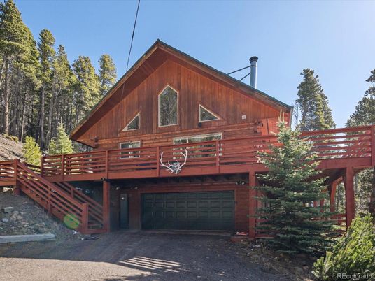 Attached, Exterior, Facade, Log Home