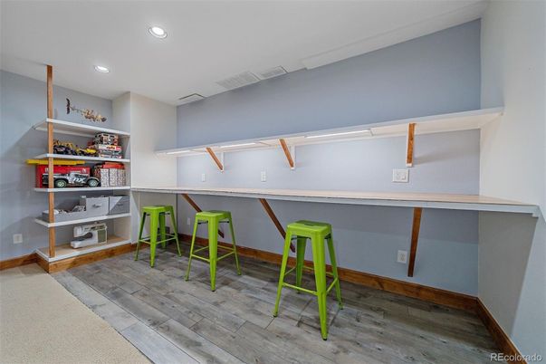 Interior, Recessed Lighting, Wood Texture Flooring