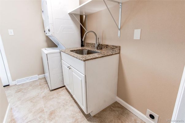 Interior, Washer