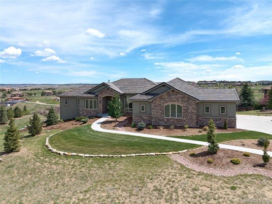 Exterior, Facade, Brick Facade, Ranch
