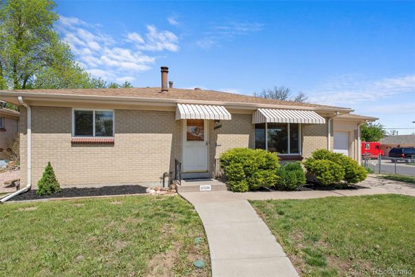 Attached, Exterior, Facade, Brick Facade, Ranch