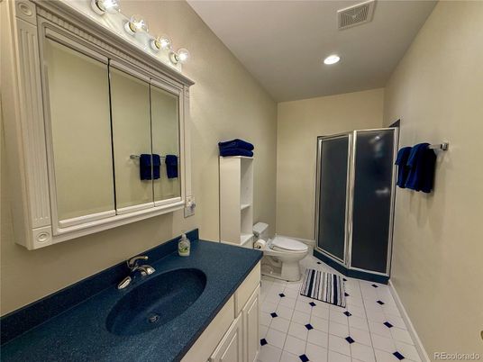 Bathroom, Interior, Recessed Lighting