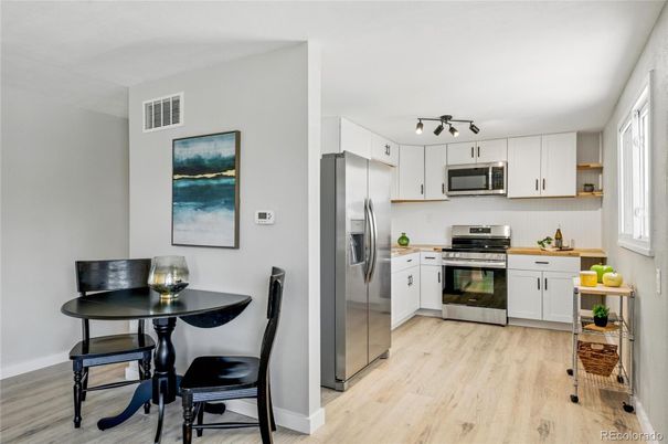 Interior, Kitchen, Stainless Steel Appliances, Wood Texture Flooring