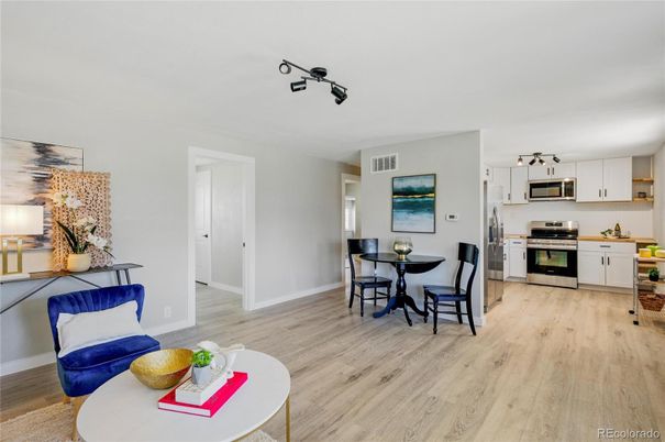 Dining room, Interior, Kitchen, Stainless Steel Appliances, Wood Texture Flooring