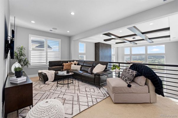 Interior, Living room, Pendant Lights, Recessed Lighting