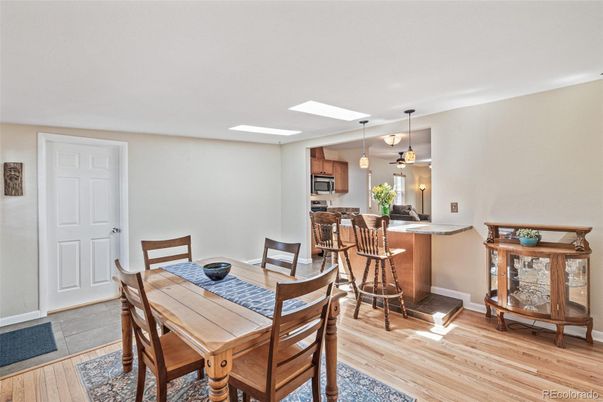 Dining room, Interior, Kitchen, Pendant Lights, Wood Texture Flooring