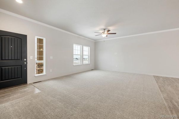 Empty room, Interior, Recessed Lighting