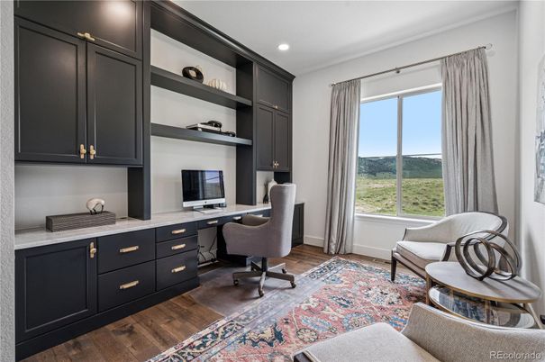 Home Office, Interior, Recessed Lighting, Wood Texture Flooring