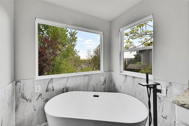 Bathroom, Free Standing Baths, Interior
