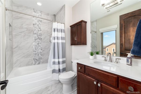Bathroom, Interior, Marble, Marble Walls, Recessed Lighting