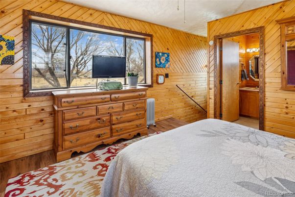 Bedroom, Interior, Wood Texture Flooring, Wooden Walls