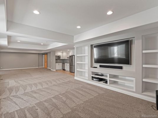 Empty room, Interior, Kitchen, Recessed Lighting