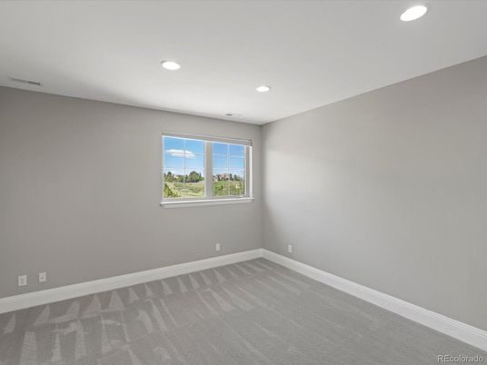 Empty room, Interior, Recessed Lighting