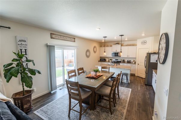 Dining room, Interior, Kitchen, Pendant Lights, Recessed Lighting, Wood Texture Flooring