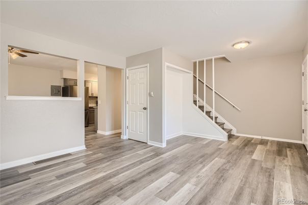 Empty room, Interior, Kitchen, Wood Texture Flooring