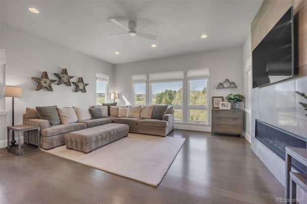 Interior, Living room, Recessed Lighting, Wood Texture Flooring