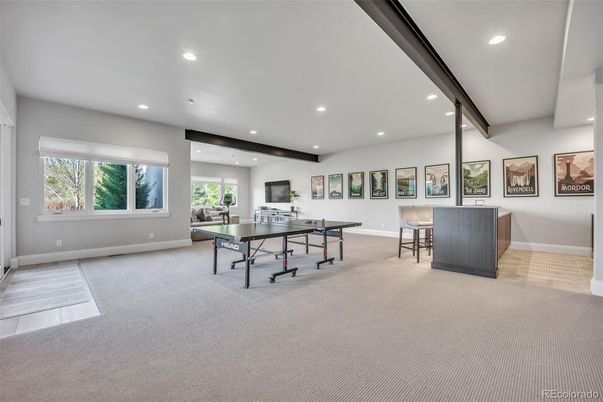 Game Room, Interior, Recessed Lighting