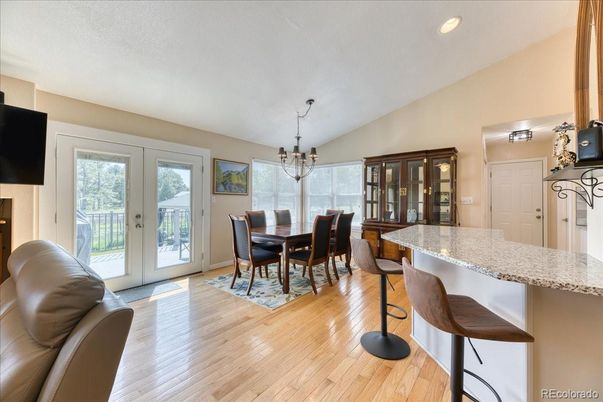 Chandelier, Dining room, Interior, Pendant Lights, Recessed Lighting, Wood Texture Flooring