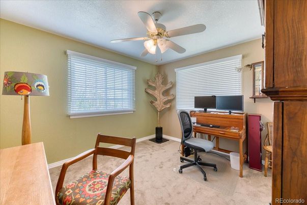 Home Office, Interior
