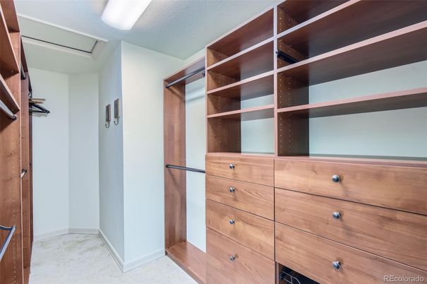 Interior, Walk-in Closets