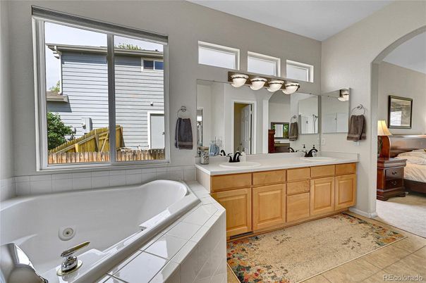 Bathroom, Dual Sink Vanities, Interior