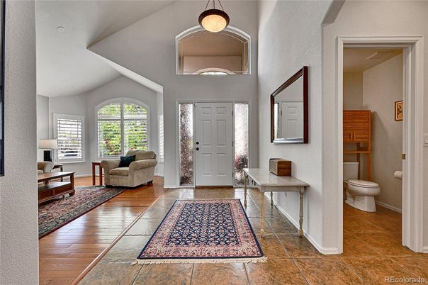 Interior, Pendant Lights, Wood Texture Flooring