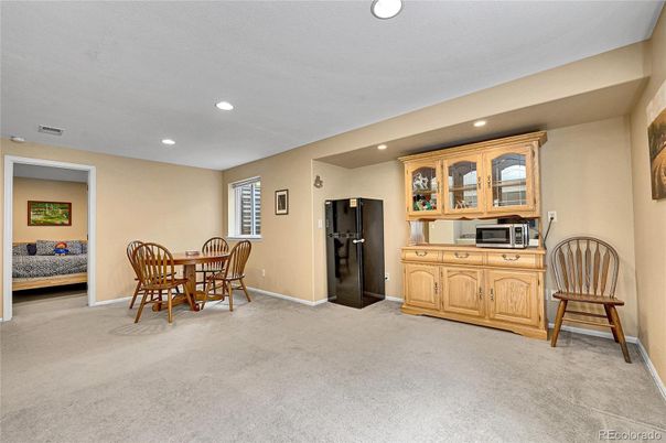 Dining room, Interior, Recessed Lighting