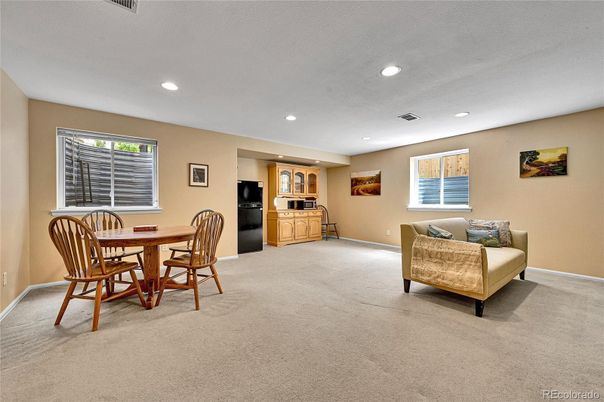 Dining room, Interior, Kitchen, Recessed Lighting