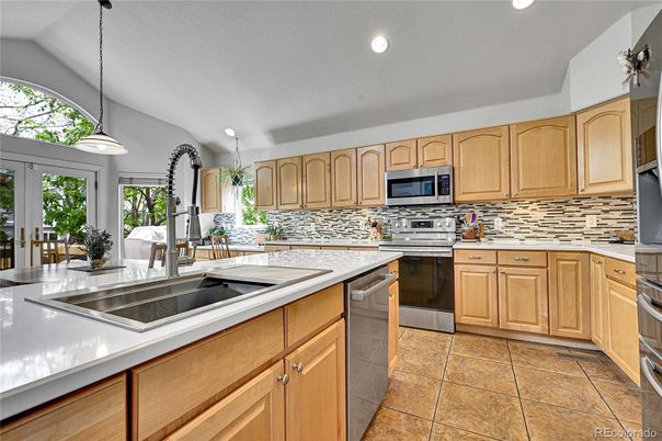 Interior, Kitchen, Pendant Lights, Recessed Lighting, Stainless Steel Appliances