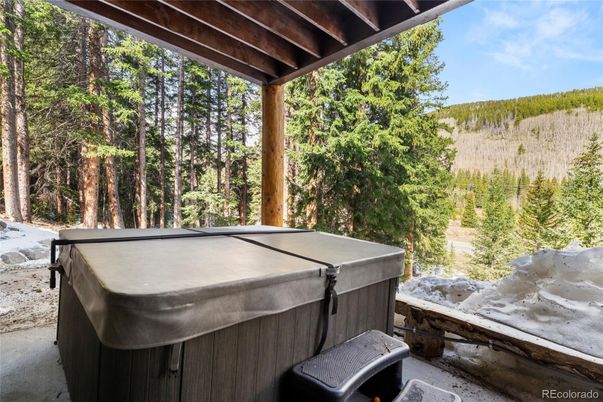 Exterior, Hot Tub