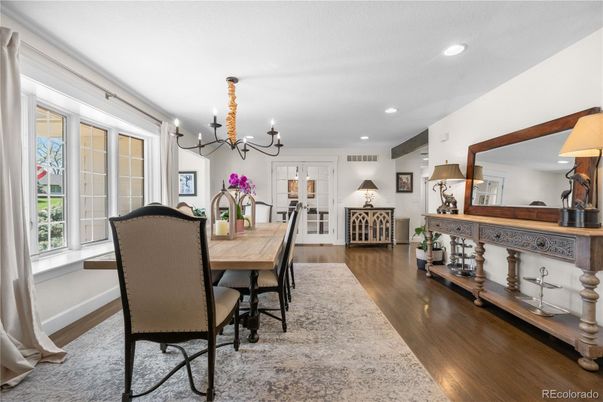 Chandelier, Dining room, Interior, Recessed Lighting, Wood Texture Flooring