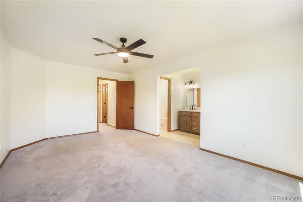 Bathroom, Empty room, Interior