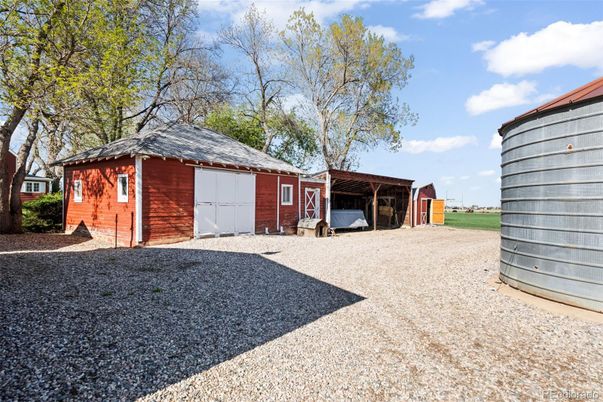 Backyard, Detached Garage, Exterior