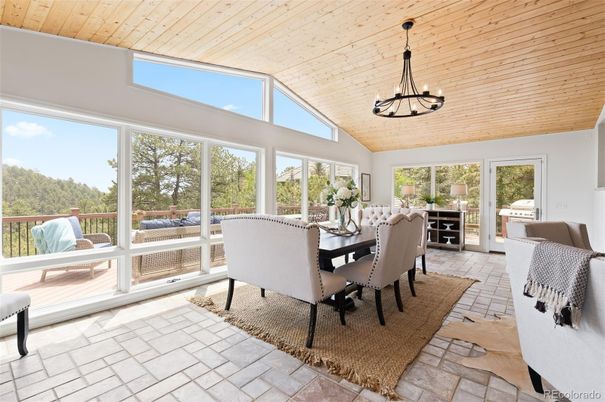 Chandelier, Dining room, Interior, Pendant Lights, Sun Room, Wooden Ceilings
