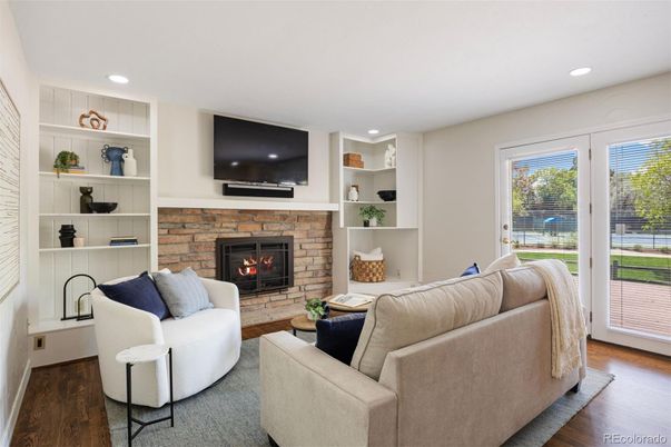 Fireplace, Interior, Living room, Recessed Lighting, Wood Texture Flooring