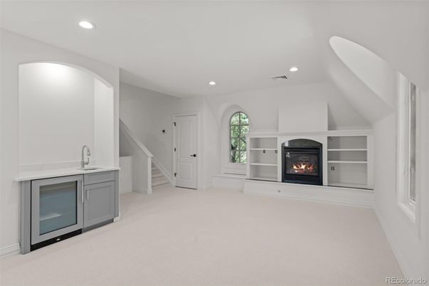 Empty room, Fireplace, Interior, Recessed Lighting