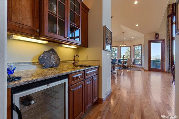 Dining room, Interior, Kitchen, Pendant Lights, Recessed Lighting, Wood Texture Flooring