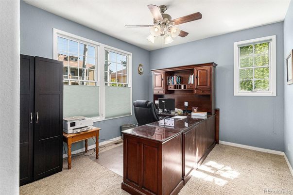 Home Office, Interior