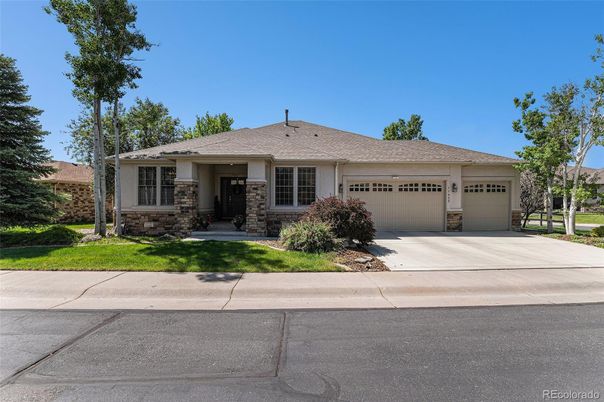 Attached, Exterior, Facade, Ranch