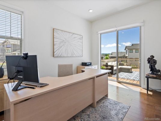 Home Office, Interior, Recessed Lighting, Wood Texture Flooring
