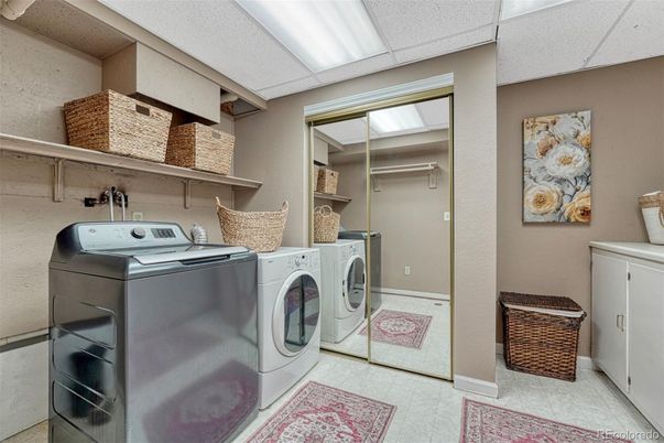 Interior, Washer