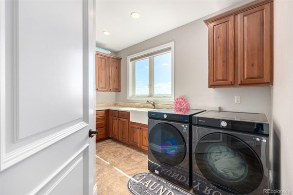 Interior, Recessed Lighting, Washer