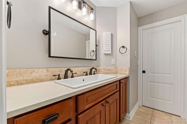 Bathroom, Interior
