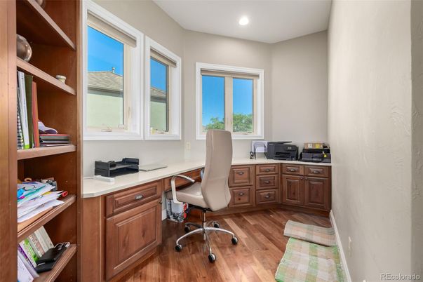 Home Office, Interior, Recessed Lighting, Wood Texture Flooring