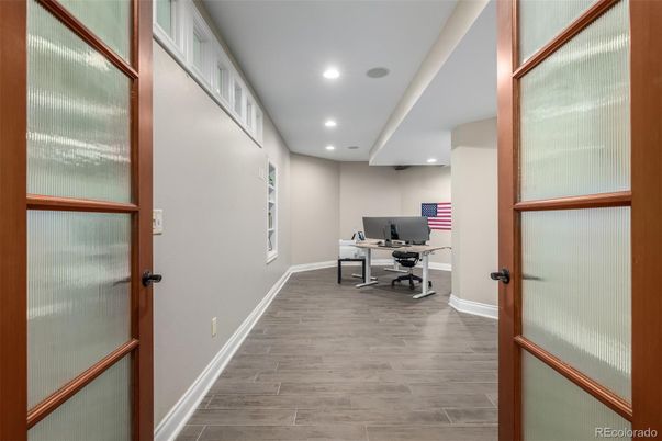 Home Office, Interior, Recessed Lighting, Wood Texture Flooring