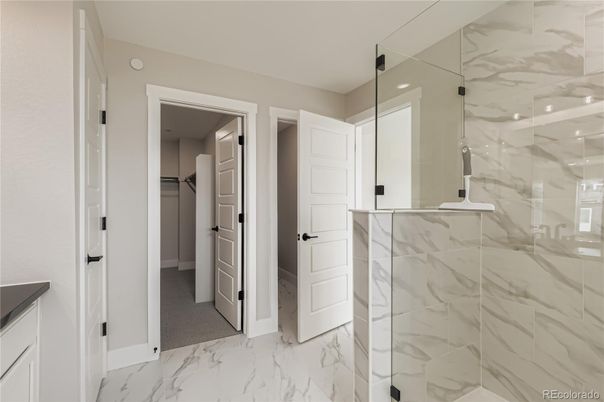 Bathroom, Interior, Marble, Marble Walls, Walk-in Closets